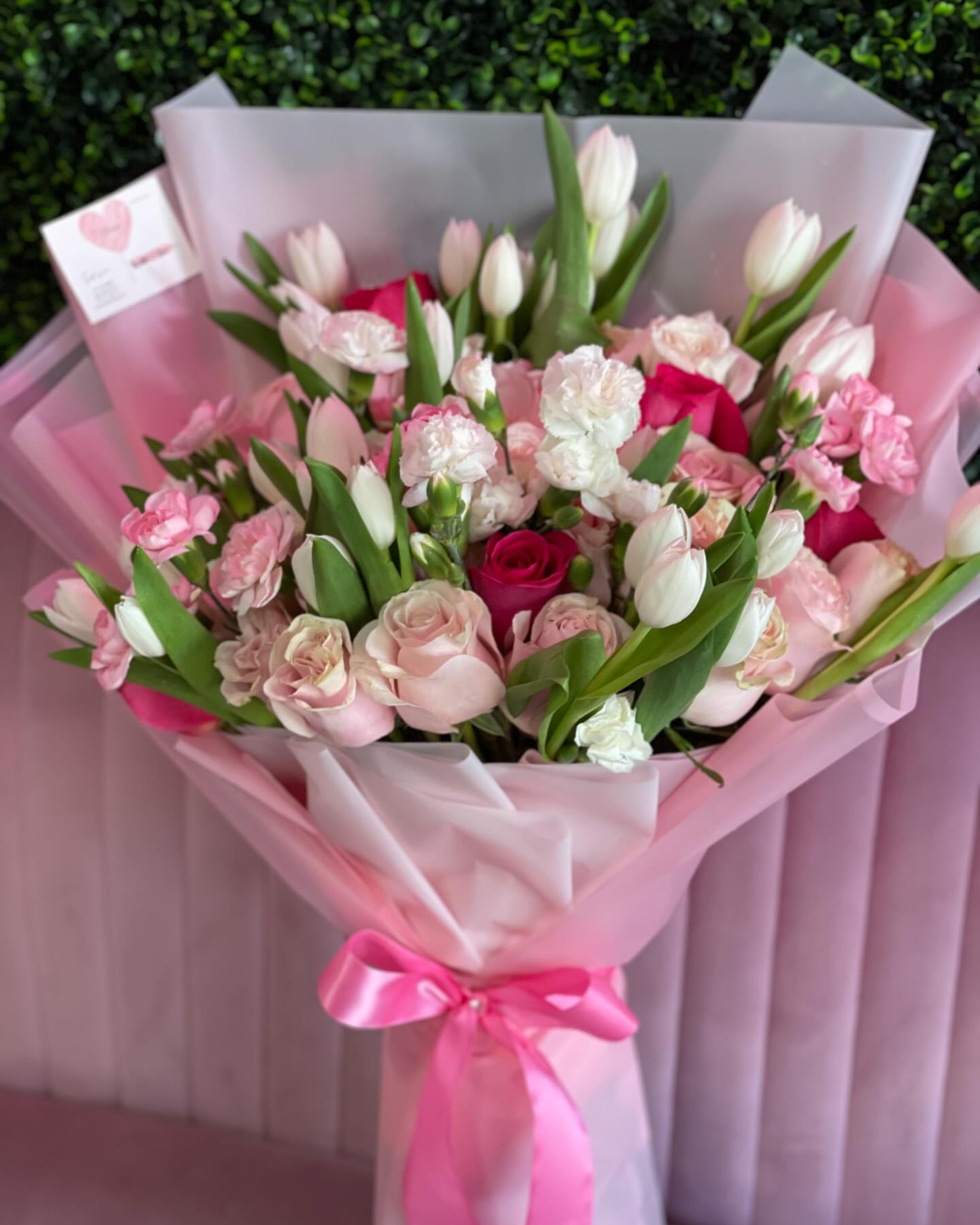 XL beautiful mixed blooms