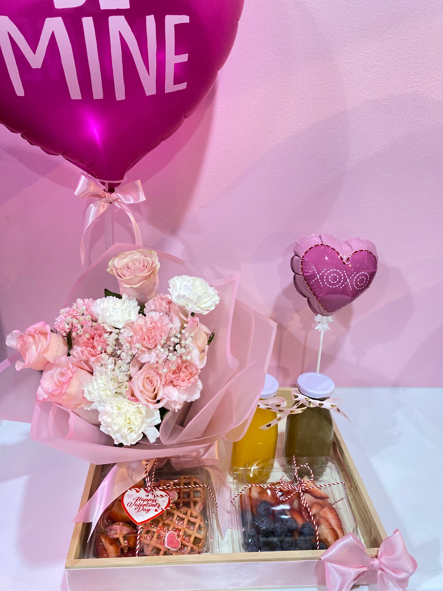 Valentine's breakfast tray
