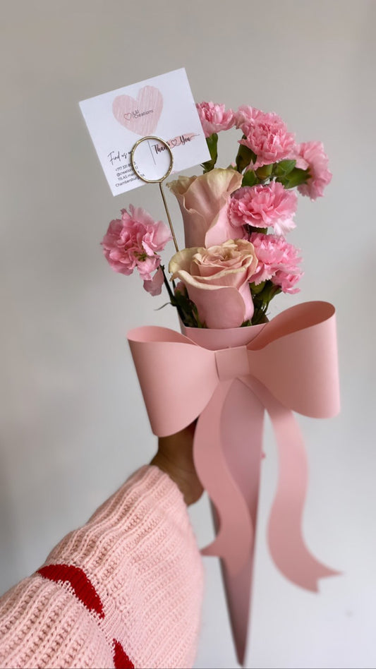 mini bow bouquet